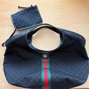 Large Gucci Giglio